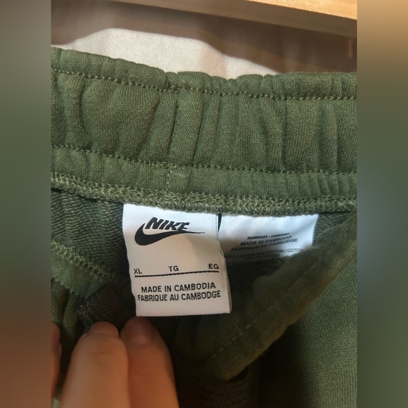 Nike shorts - Picture 2 of 2